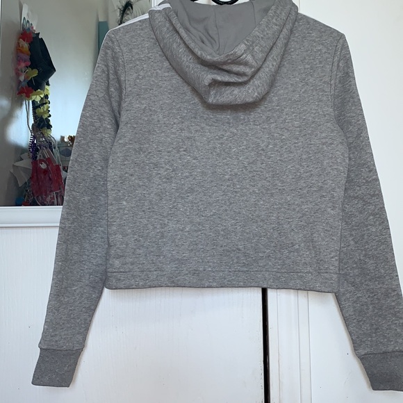 Sold - Picture 5 of 8